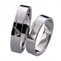 Stříbrný snubní prsten LINDA 2